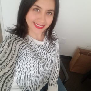 Meet your Posher, Denise